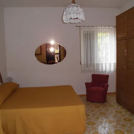 La Misma Luna Bed & Breakfast